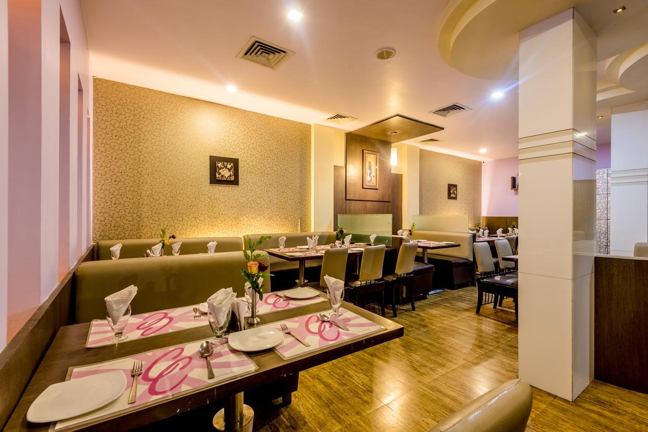 Hotel Panchratna Panvel Bagian luar foto