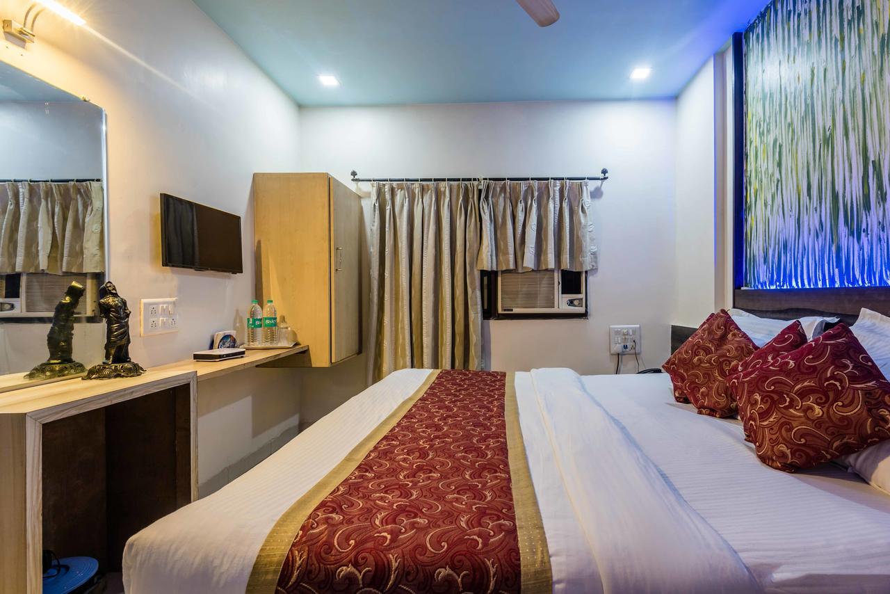 Hotel Panchratna Panvel Bagian luar foto